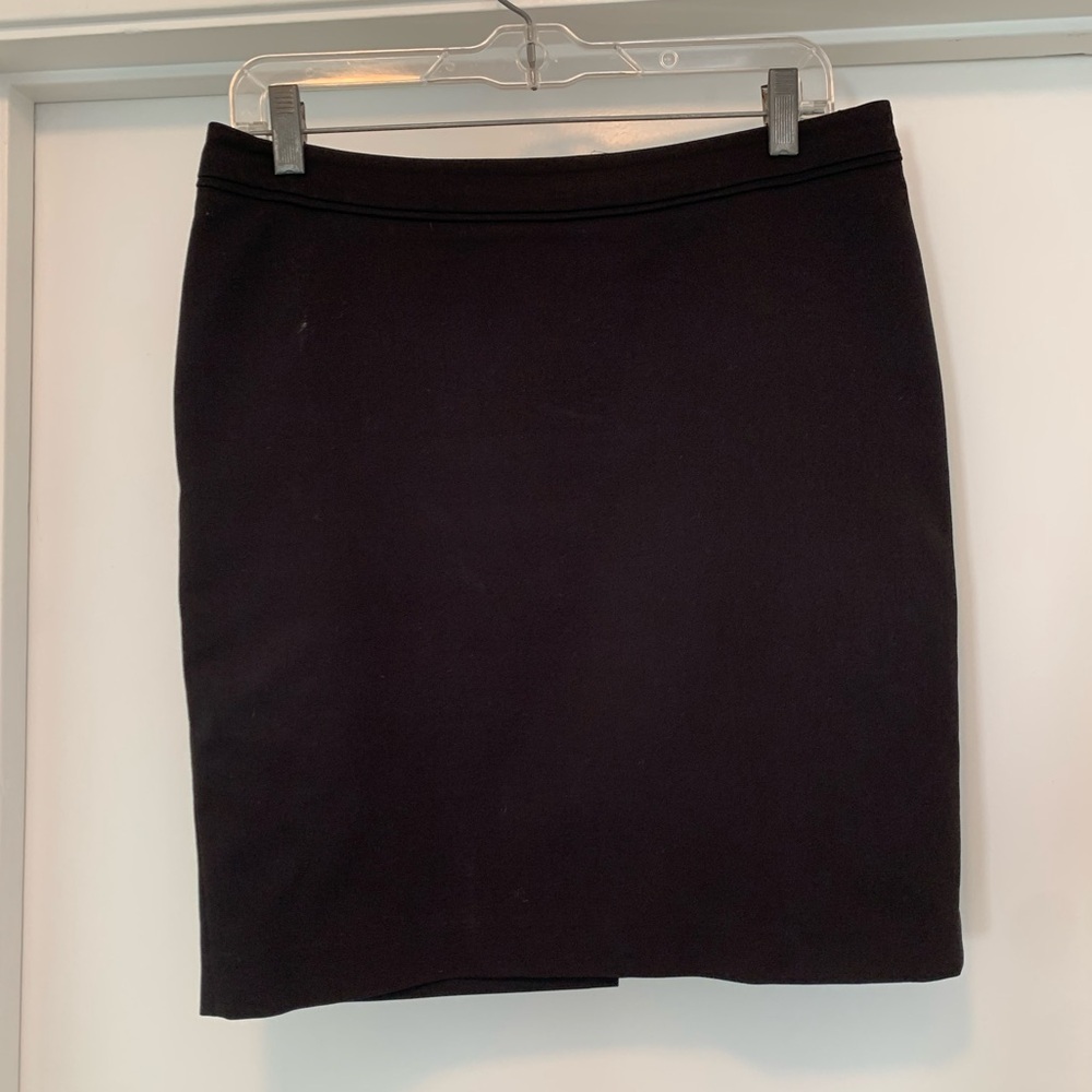 Black 19.5 inch long skirt